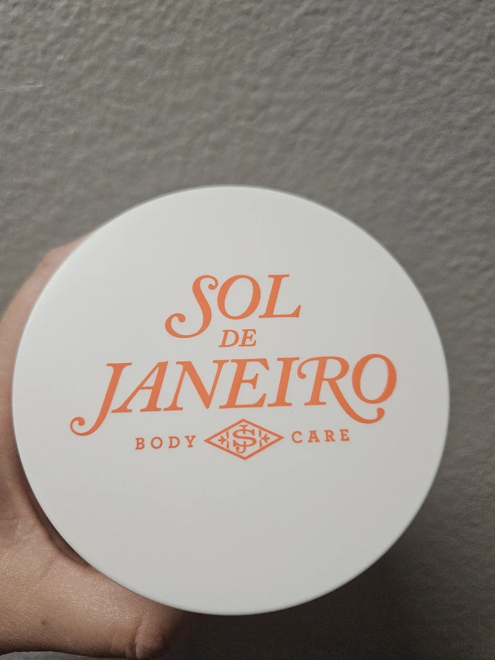 🥳 3/$60 Sol de Janeiro Bom Dia Body Scrub - Cherirosa 40 Fragrance
